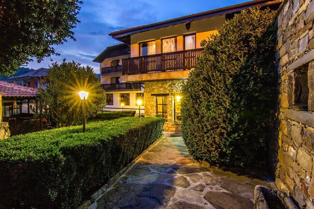 Guesthouse Hitar Petar Gabrovo Exterior foto